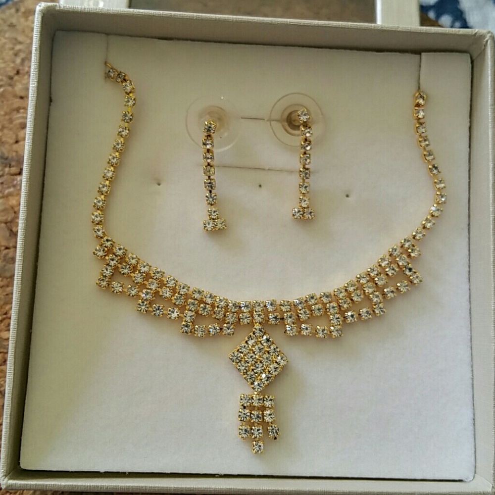 Crystal Necklace - Costume Jewelry